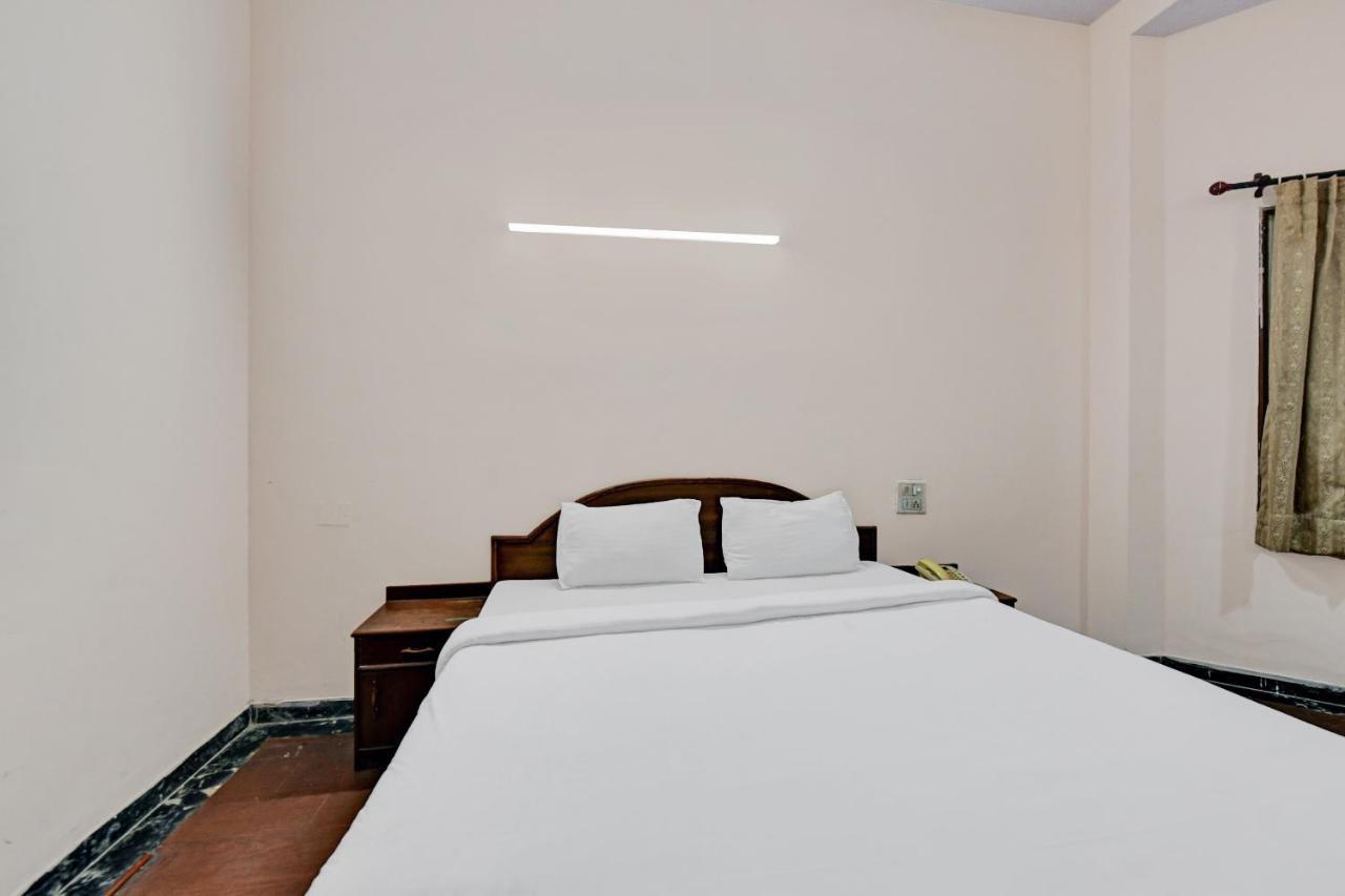 Capital O 84122 Hotel Trilok Palace Jaipur Luaran gambar