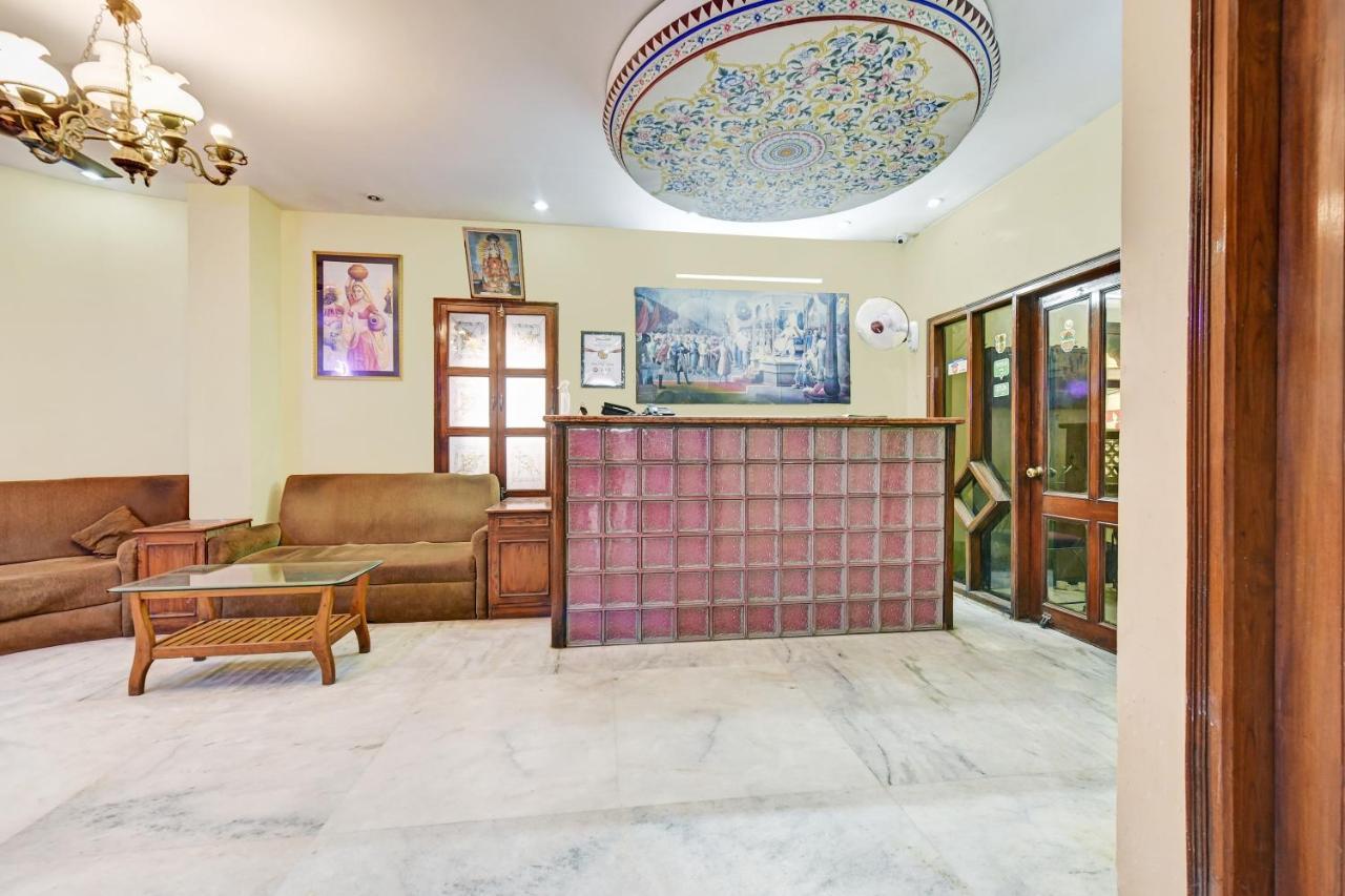 Capital O 84122 Hotel Trilok Palace Jaipur Luaran gambar